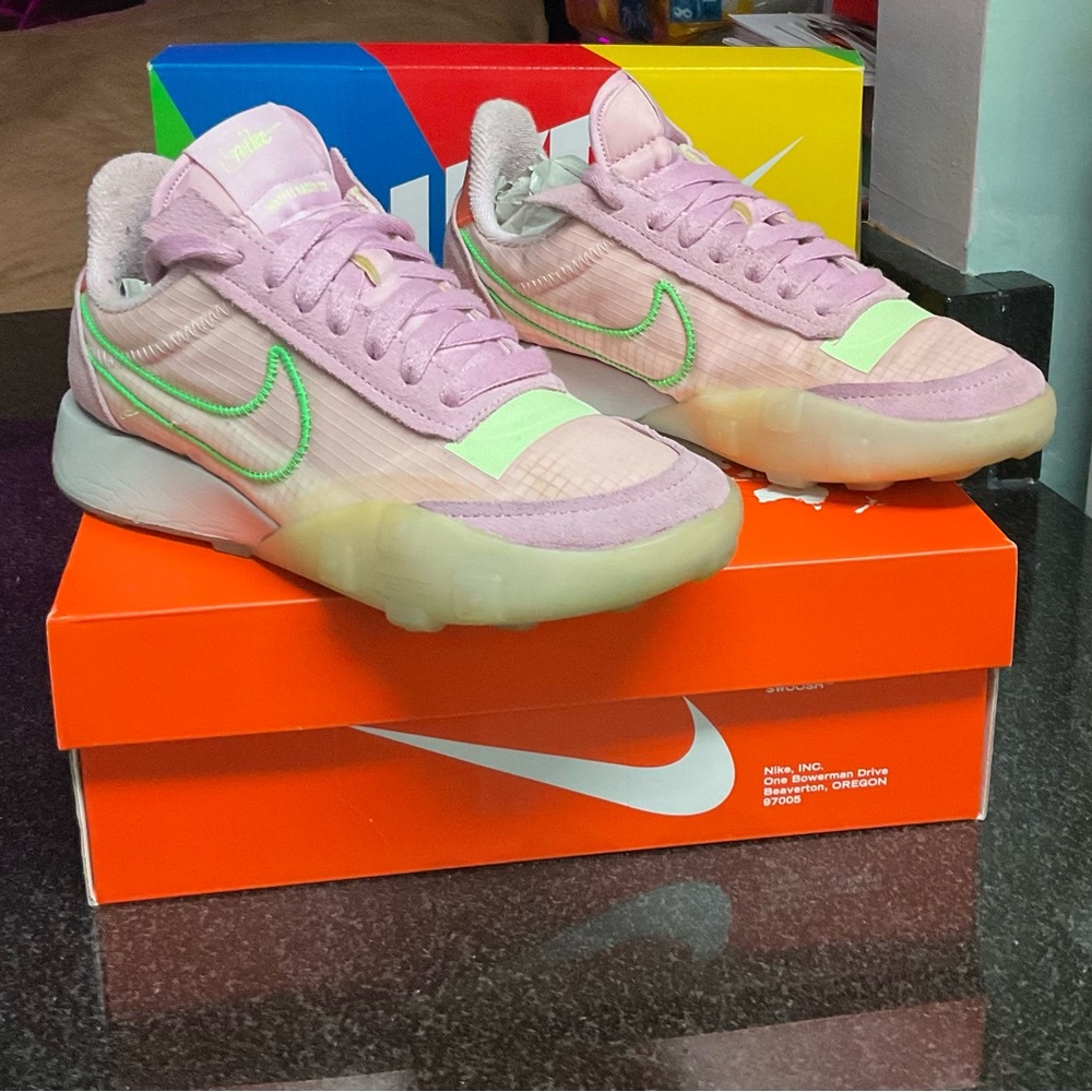 Nike women waffle racers 2x desert berry crimson sneakers